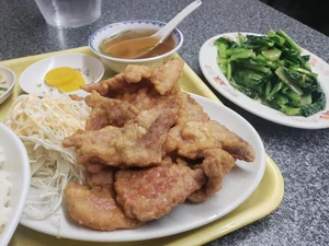 豚天定食 / 美味しいものが食べれる