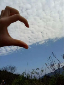 空 / 旅行先で見たのだが、とてもきれいで心が安らいだ