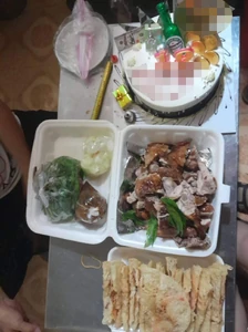 我喜欢吃的食物 / 因为我想作为回忆留下