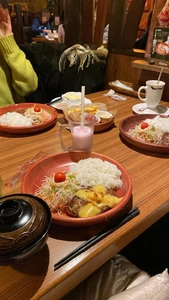 I ate with friends at a Bikkuri Donkey restaurant.