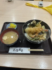 夕食 / 2024年1月14日19時ごろ温泉施設で友人と食べた