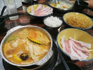 It was late lunch steamboat. Photo was taken with my hubby and son in Sri Petaling.