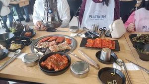 韓国での昼食