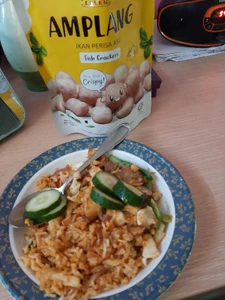 lunch / Eaten alone / Fish ball cracker and tom yum rice that I cooked.